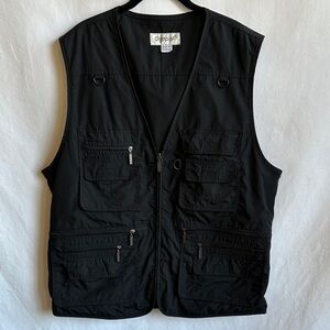 OlympinA black cargo/fishing/outdoor vest, size 2XL